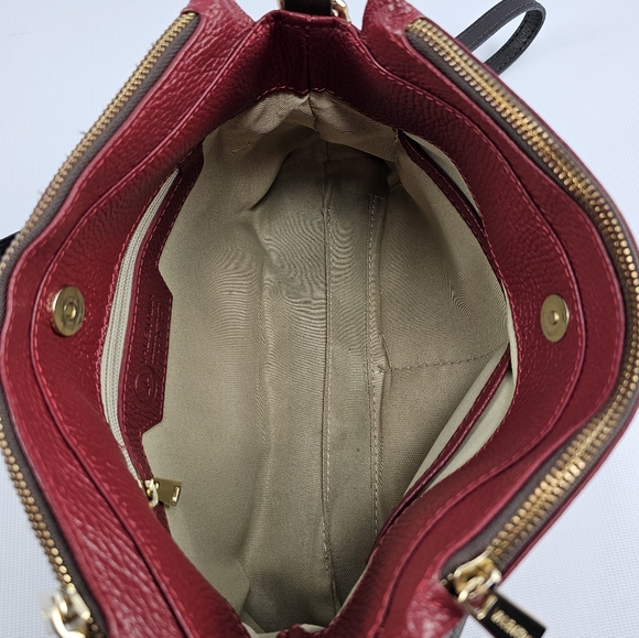 Valentina Red Pebbled Leather Triple Entry Convertible Crossbody Bag - Picture 3 of 10